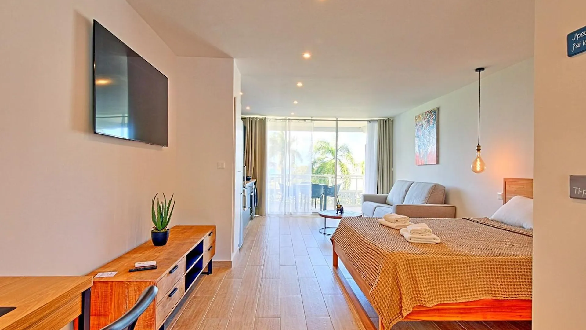 Studio A Anse Marcel Avec Air Conditionne Et Parking - Fr-1-734-52 Marigot 0*,  Sint Maarten
